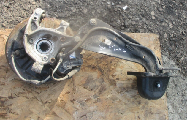 2016 GENUINE AUDI A3 2.0 TDI QUATTRO REAR RIGHT DRIVER SIDE HUB - Image 2
