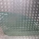 2009 GENUINE VW JETTA FRONT RIGHT DRIVER SIDE WINDOW GLASS OSF