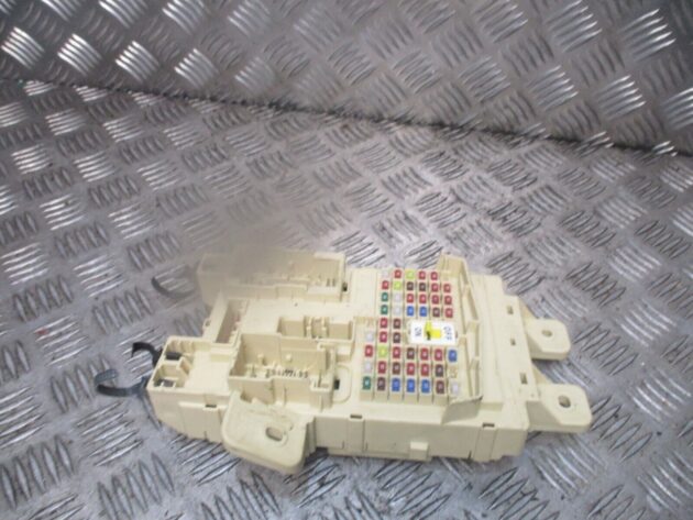 2020 GENUINE HYUNDAI IONIQ FUSE BOX RELAY MODULE UNIT 91950G2571 - Image 2