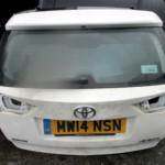 2014 GENUINE TOYOTA AURIS ESTATE REAR BARE SHELL TAILGATE BOOTLID