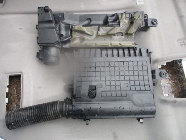 2018 GENUINE HYUNDAI IONIQ HYBRID AIR FILTER BOX MASS FLOW SENSOR 28110G2700 - Image 3